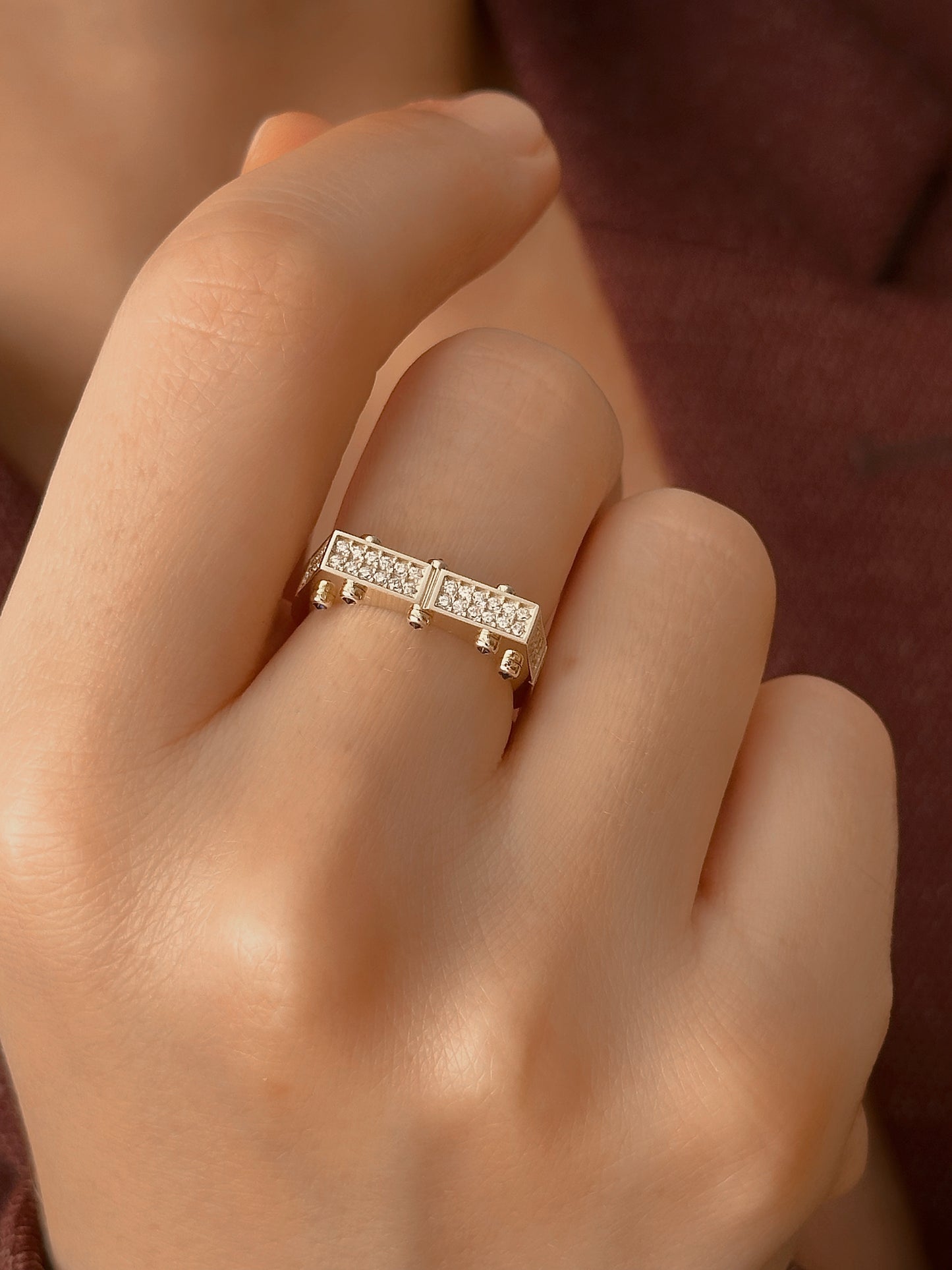 14k solid gold Angular Screw ring