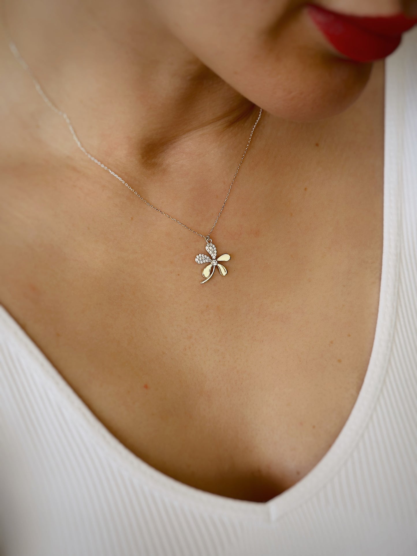14K Real Solid Gold Daisy Pendant Necklace for Women