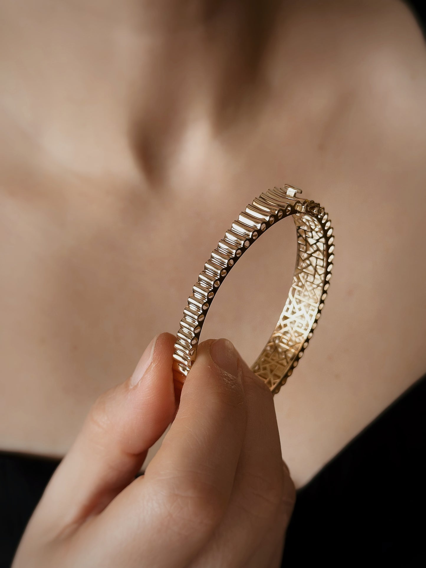 14K Solid Gold Oyster Model Bangle Bracelet