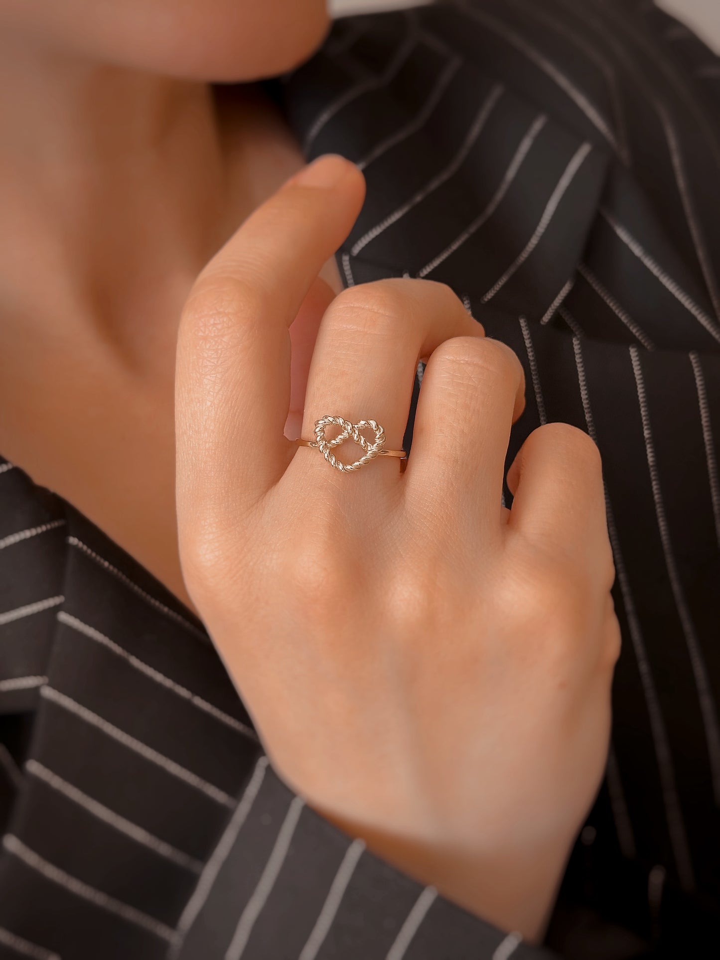 14K Solid Gold Gold Love Knot Ring