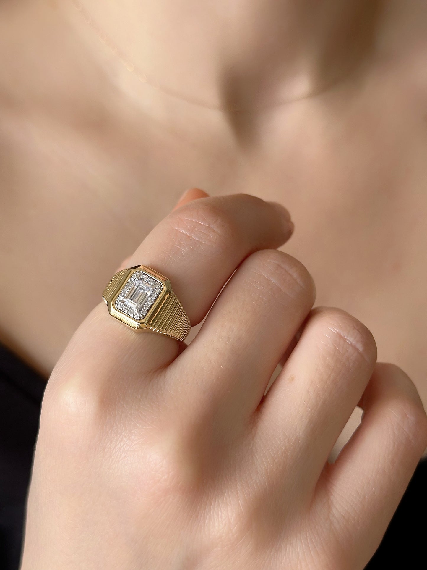 14K Vintage Patterned Ring