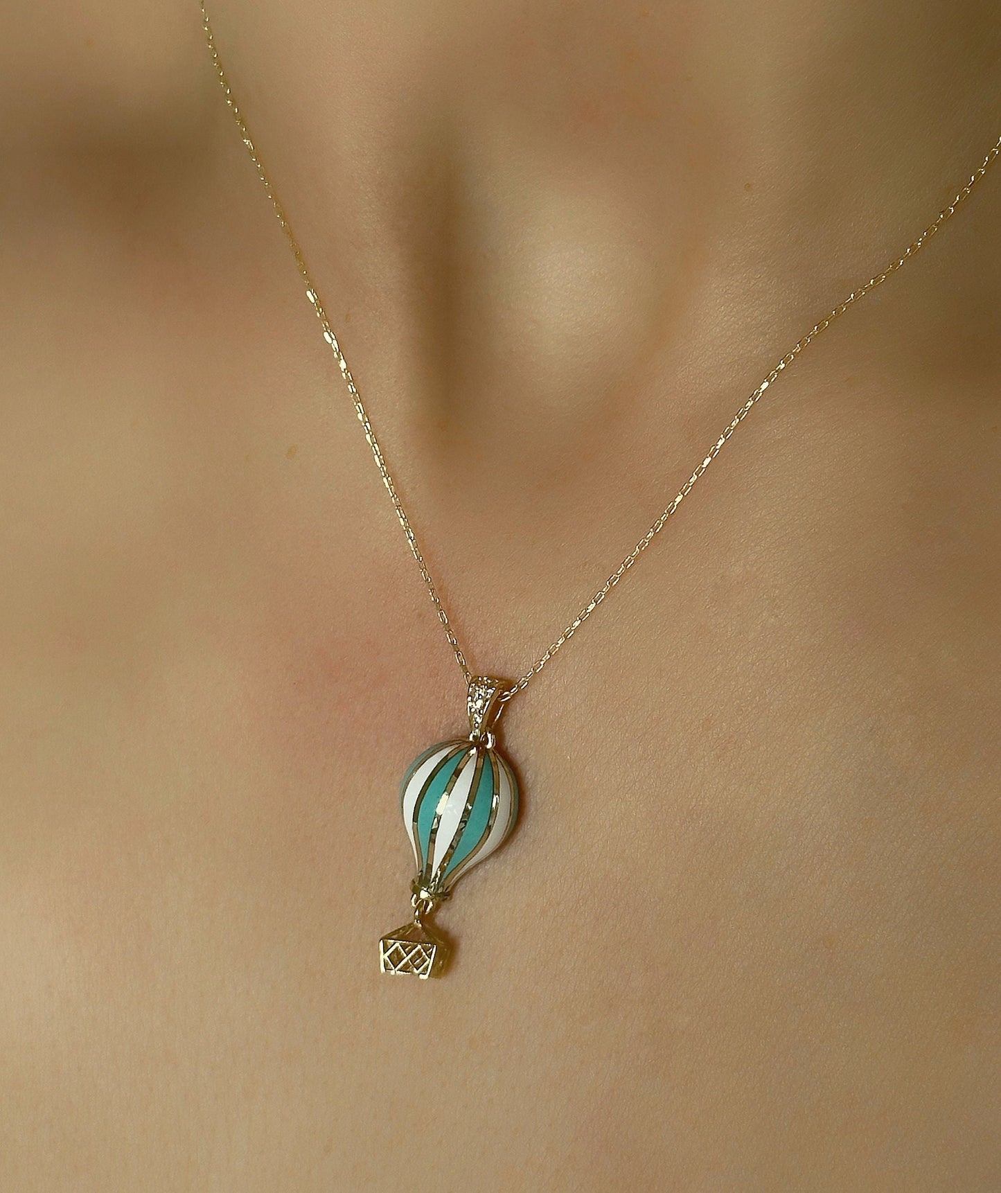 14K Solid Gold flying balloon gold necklace, Real 14k Solid Gold Air Balloon Necklace