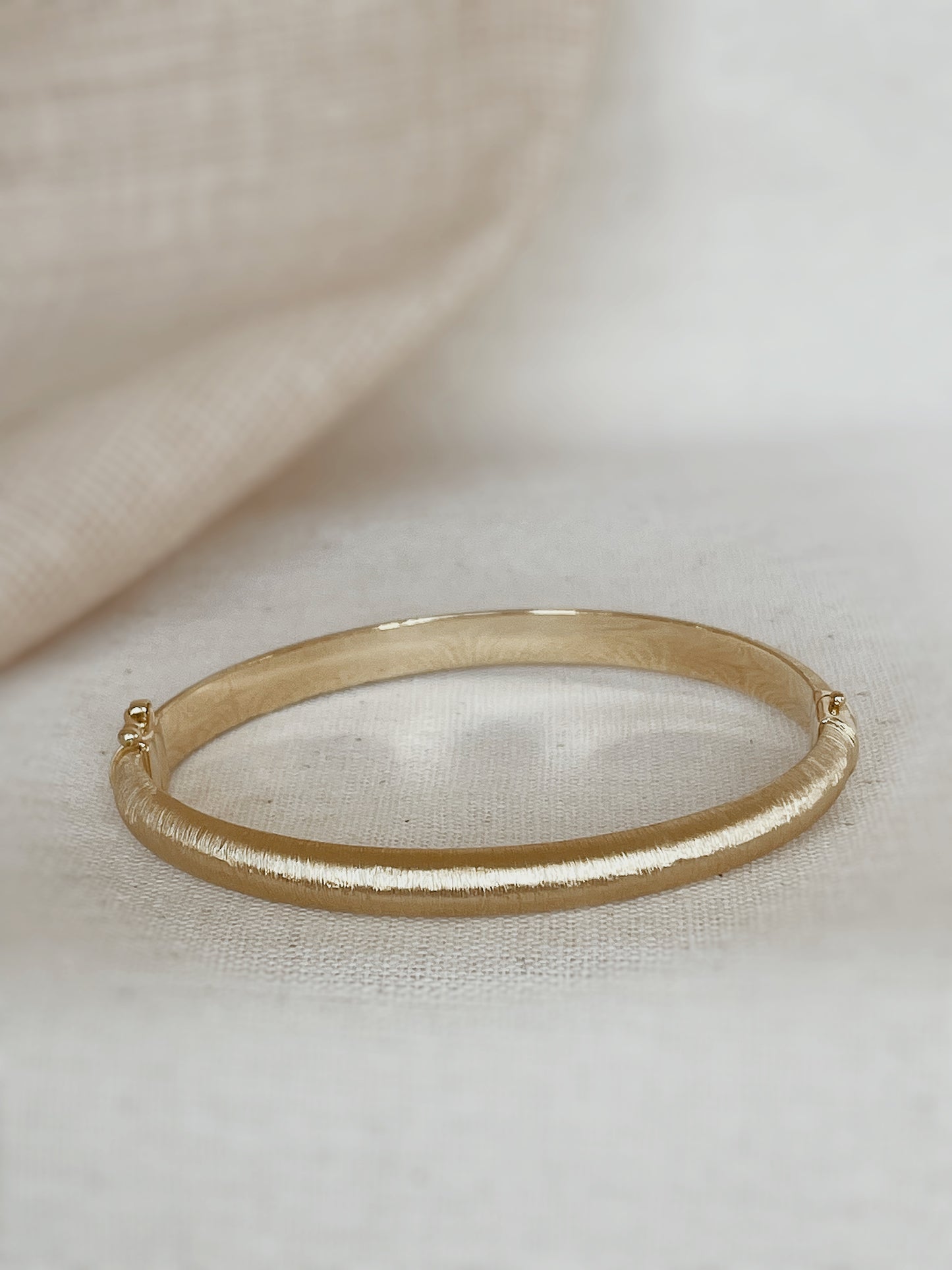 14K Solid Gold High Polish Hinge Bangle Bracelet