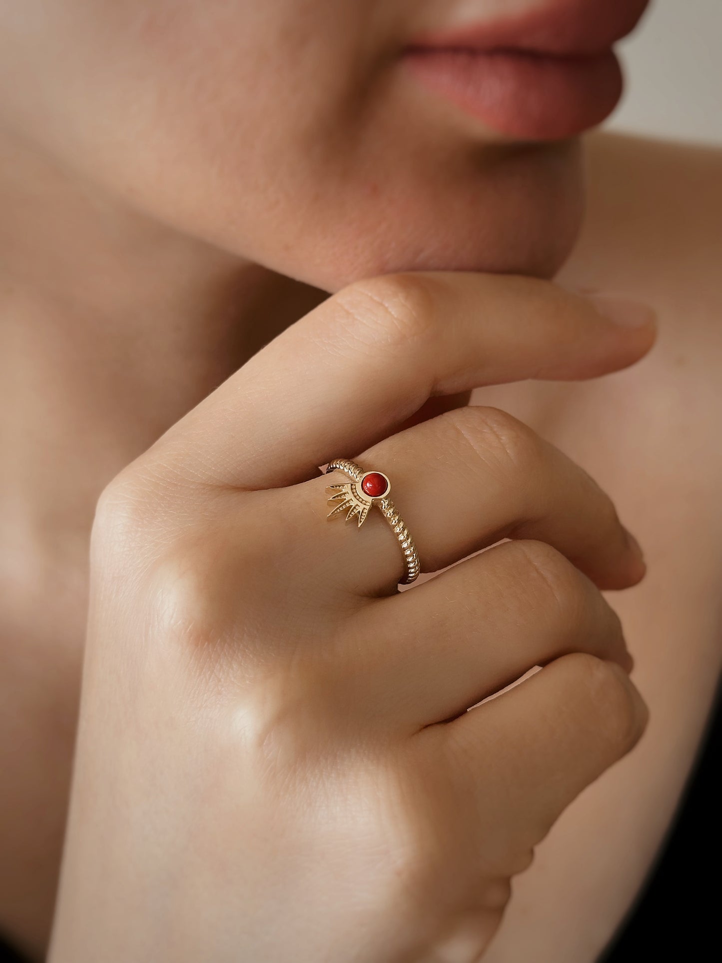 14k Solid Goldeyelash Red Eye Ring