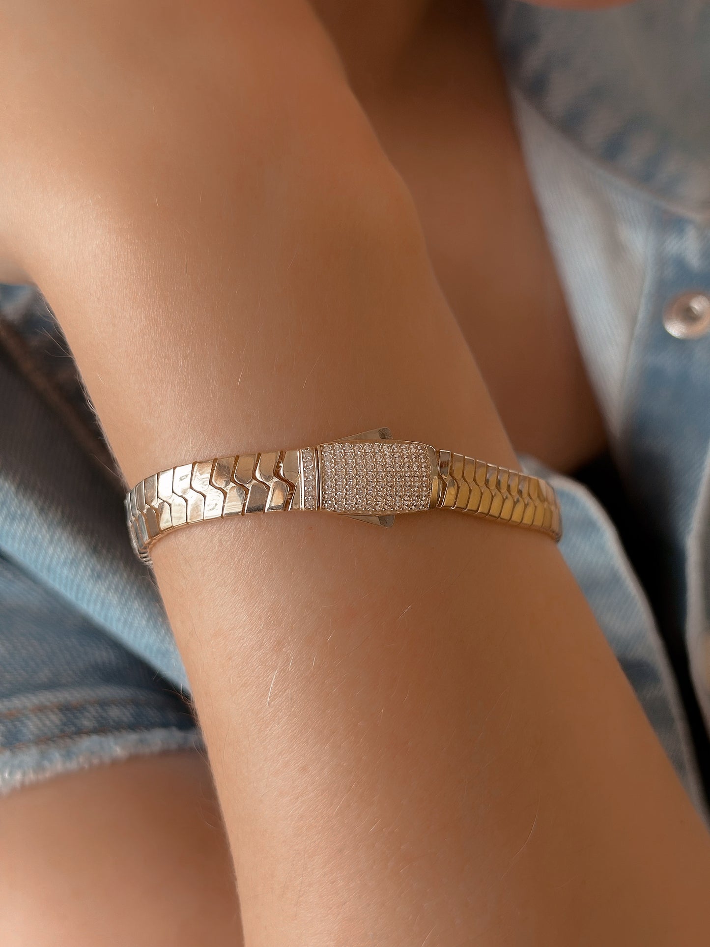 14K Gold Herringbone Chain Bracelet