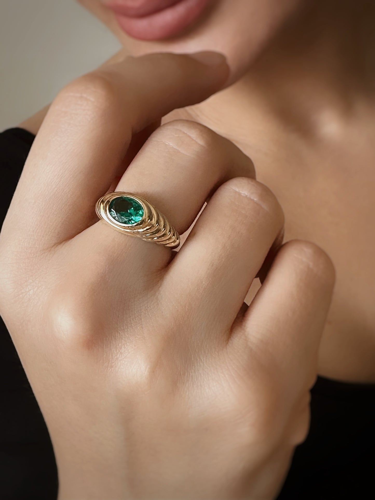 14k Solid Gold Emerald Oval Ring