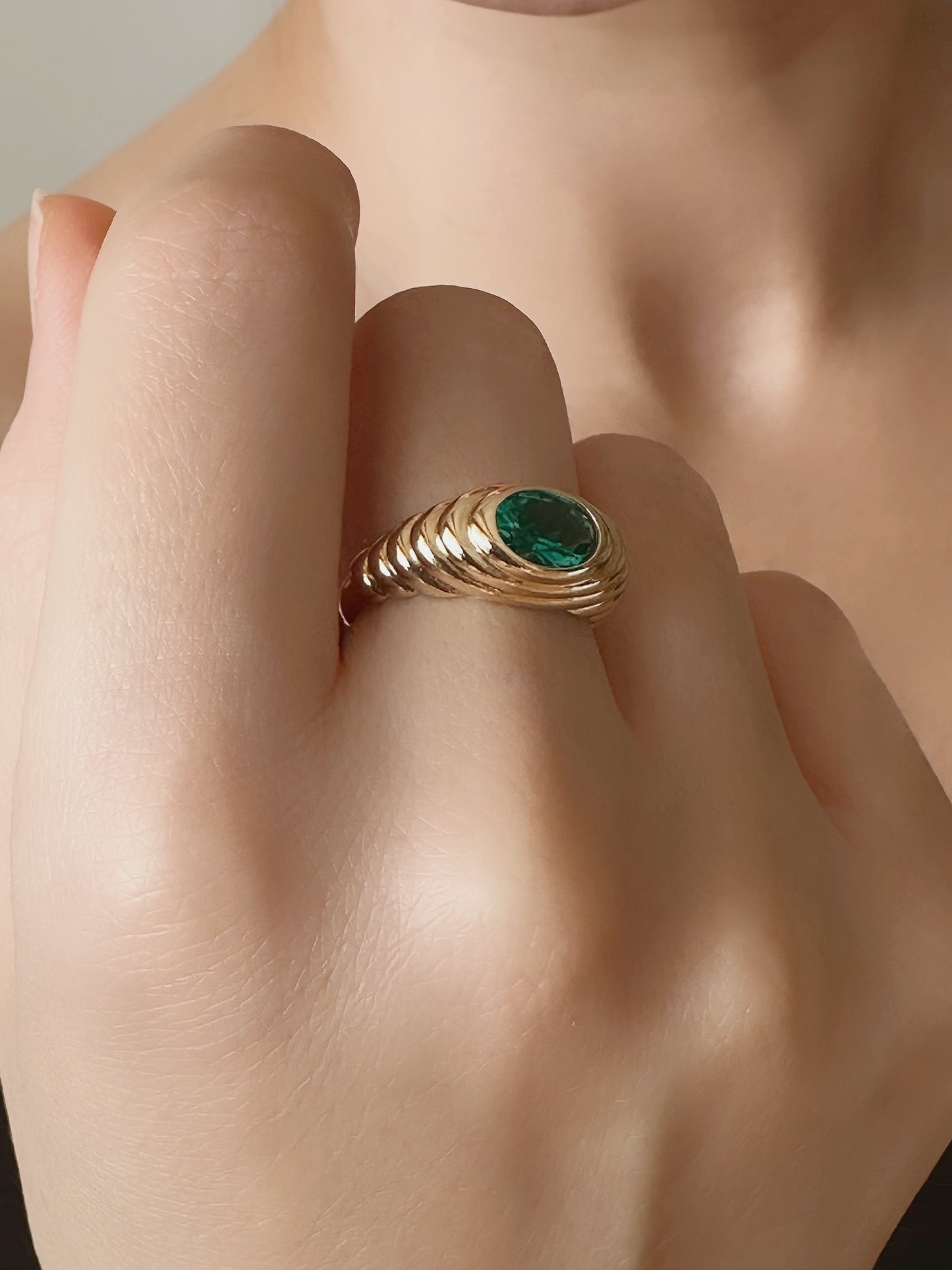 14k Solid Gold Emerald Oval Ring