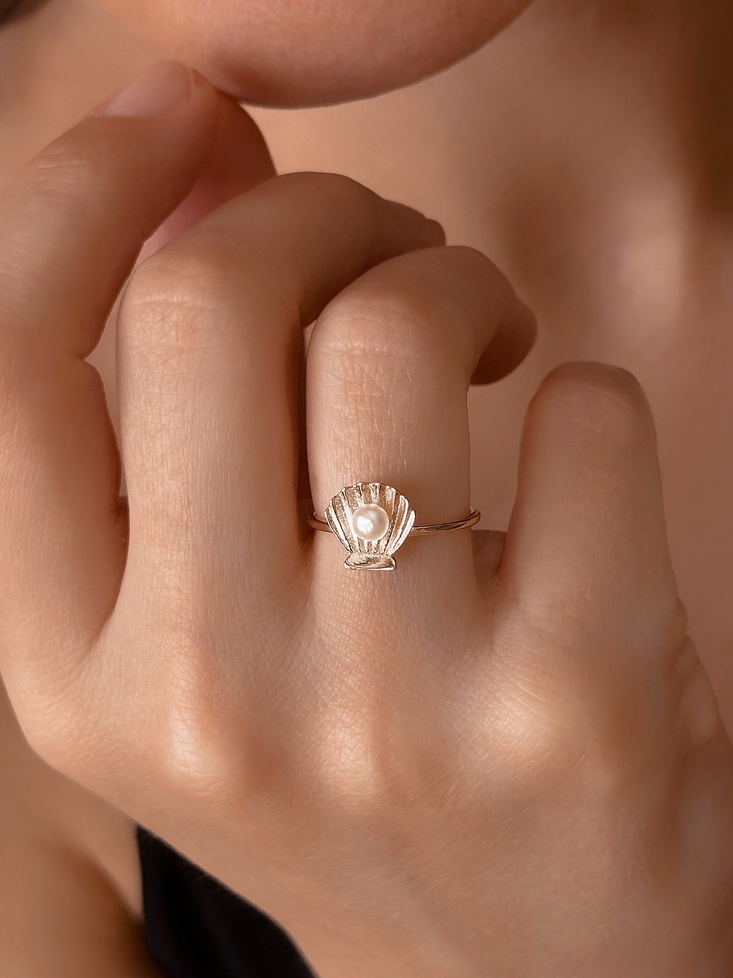 Gold Seashell Pearl Ring