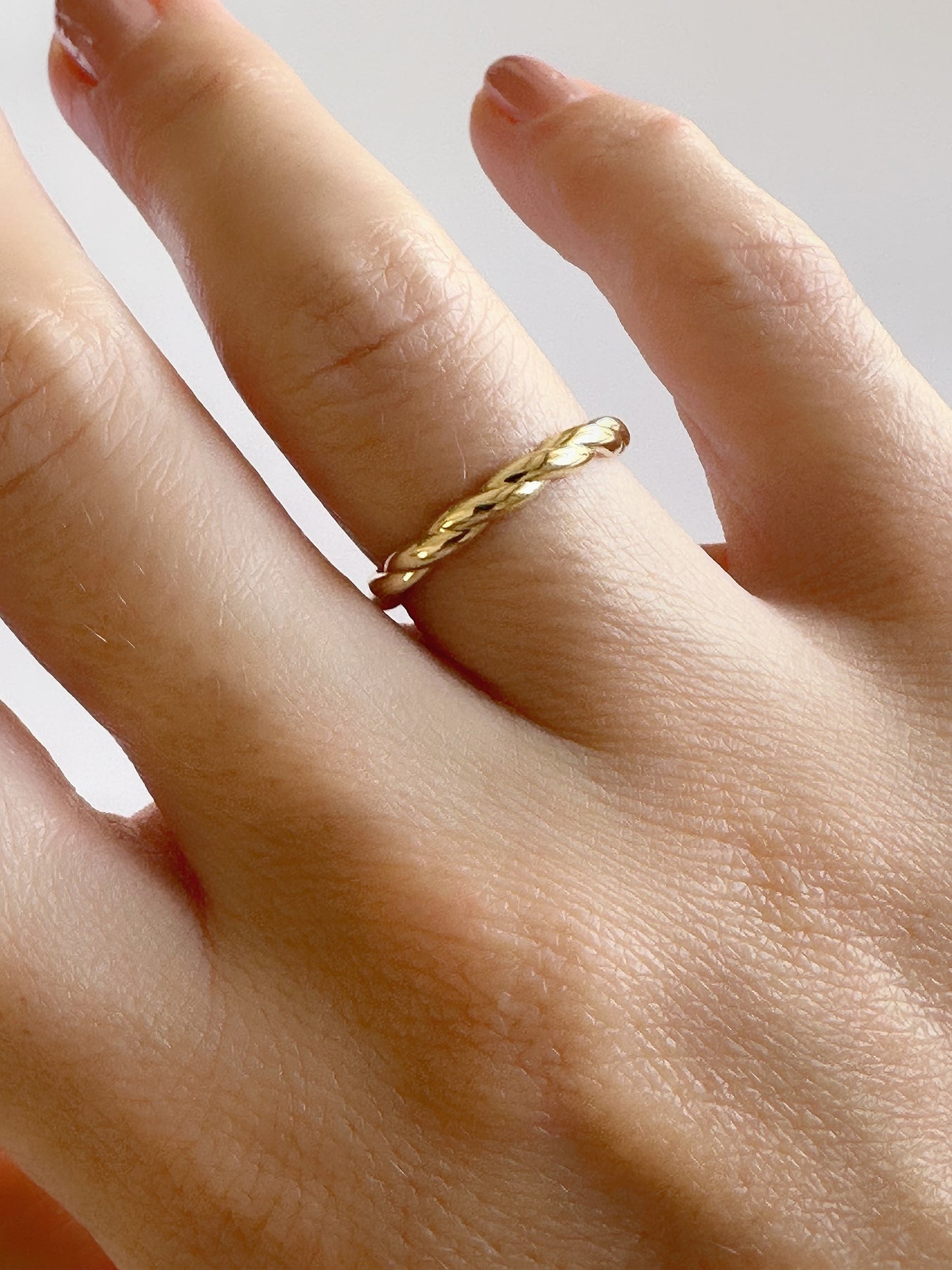 14k SOLID Gold Twist Ring