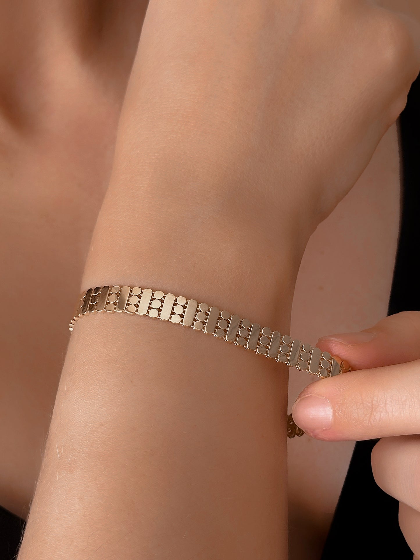 14K Solid Gold Dotted Bracelet