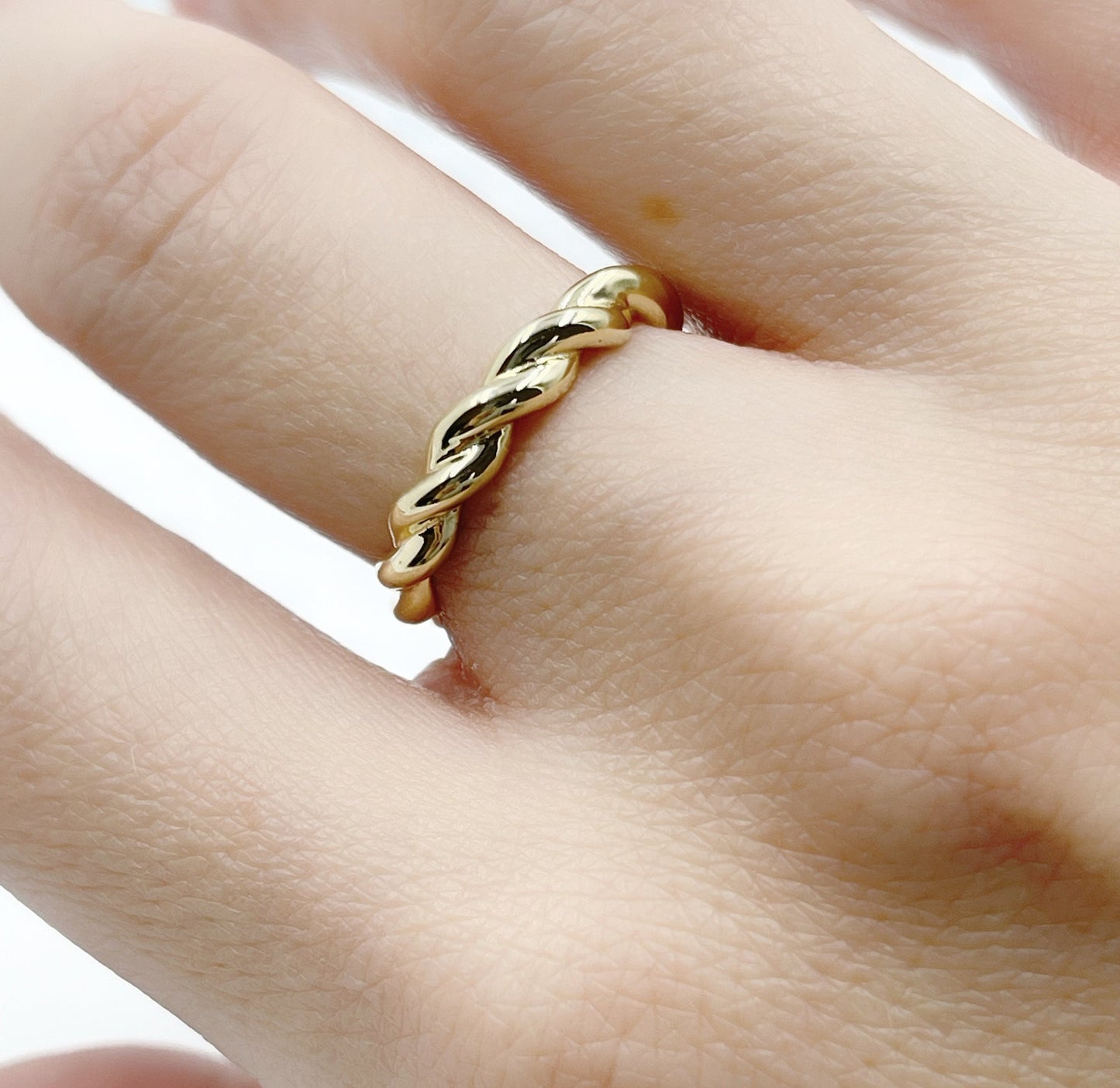 Twisted Ring in 14k Solid Gold, 2.88mm  thick Rope Infinity Band