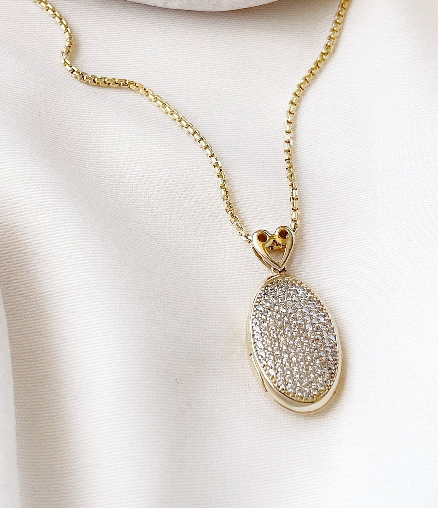 Solid Gold Stone inlaid Big Oval Locket Necklace