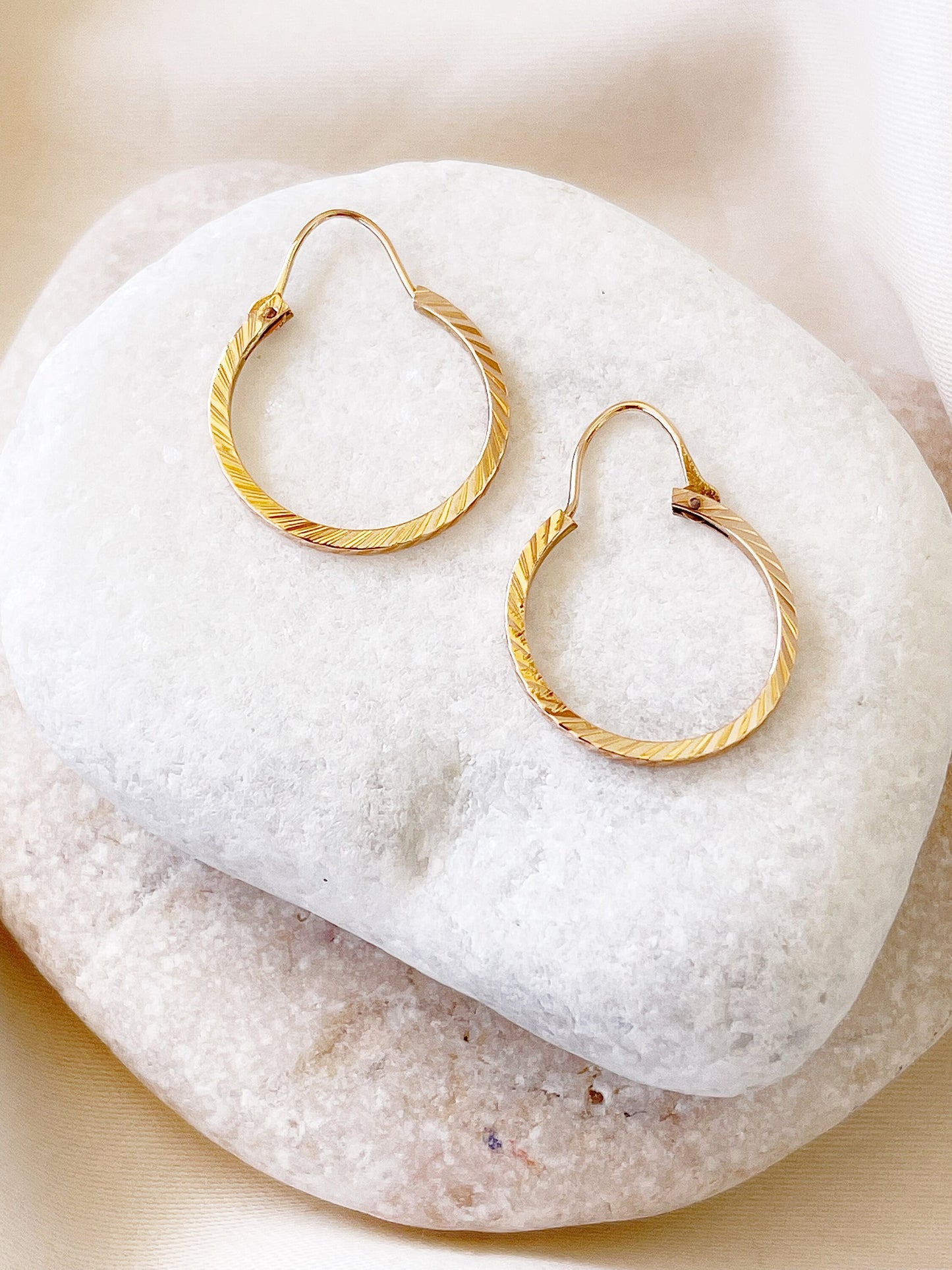 14K Gold Hoop Earring - Solid Gold Earring