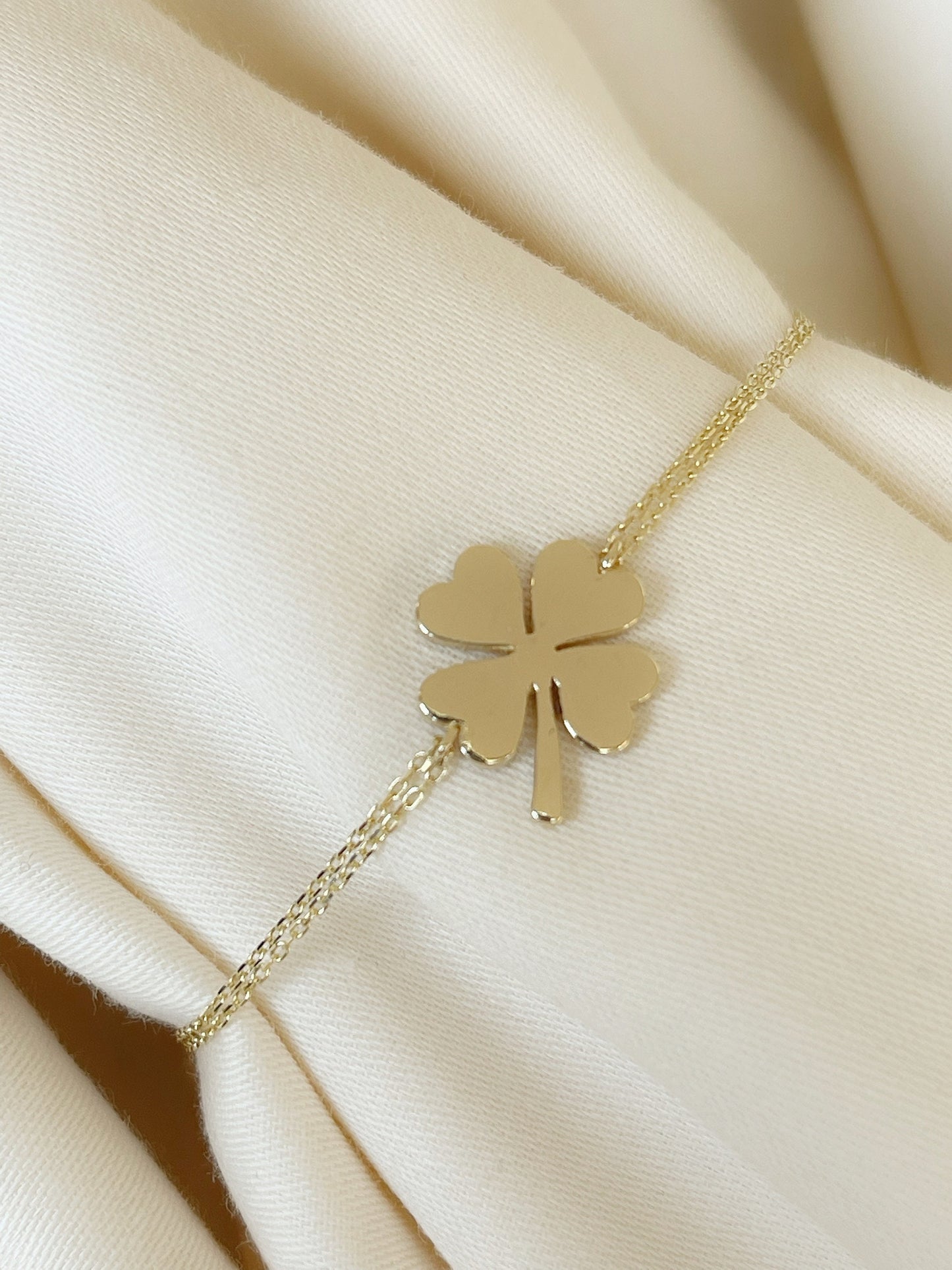 14k Solid Gold Clover Bracelet