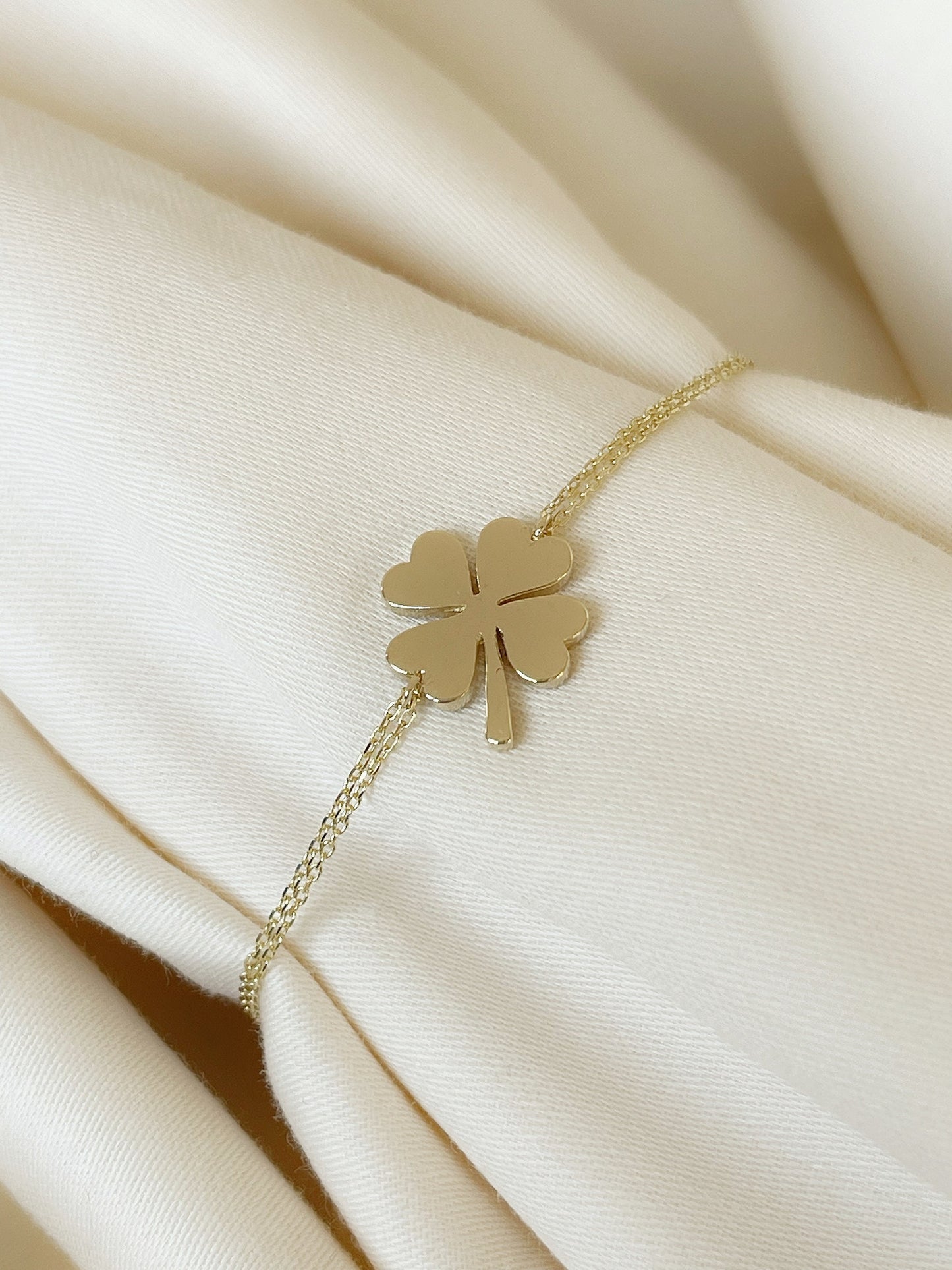 14k Solid Gold Clover Bracelet