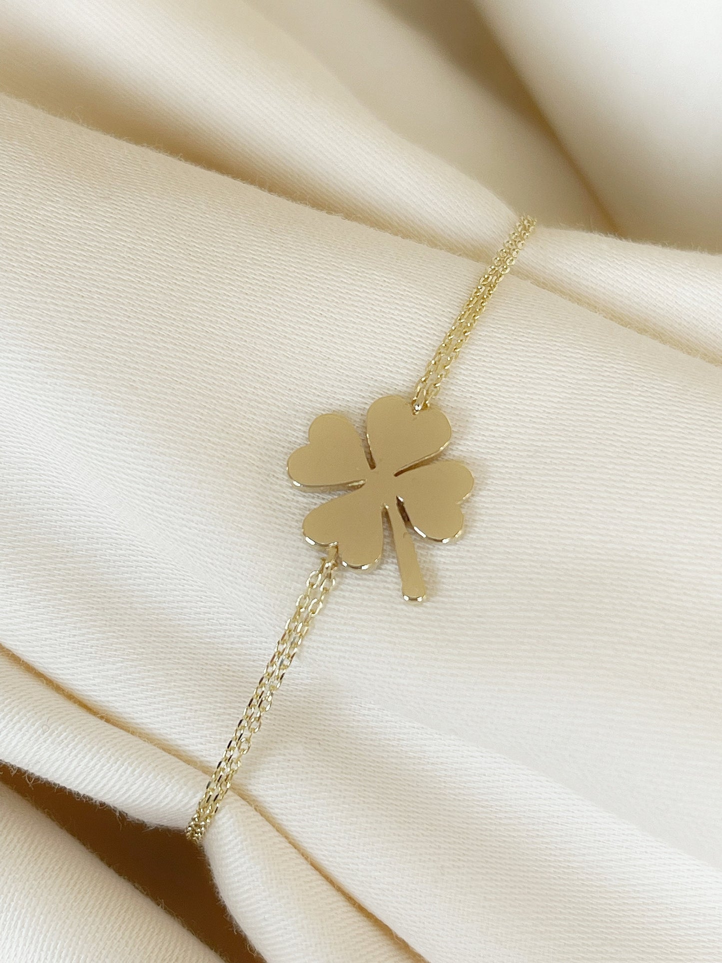 14k Solid Gold Clover Bracelet