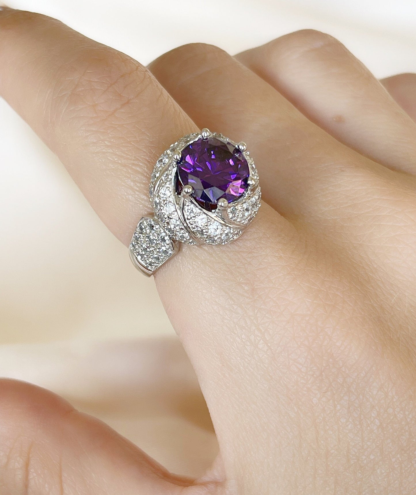 14K Solid Gold Genuine Amethyst and Diamond Engagement Ring