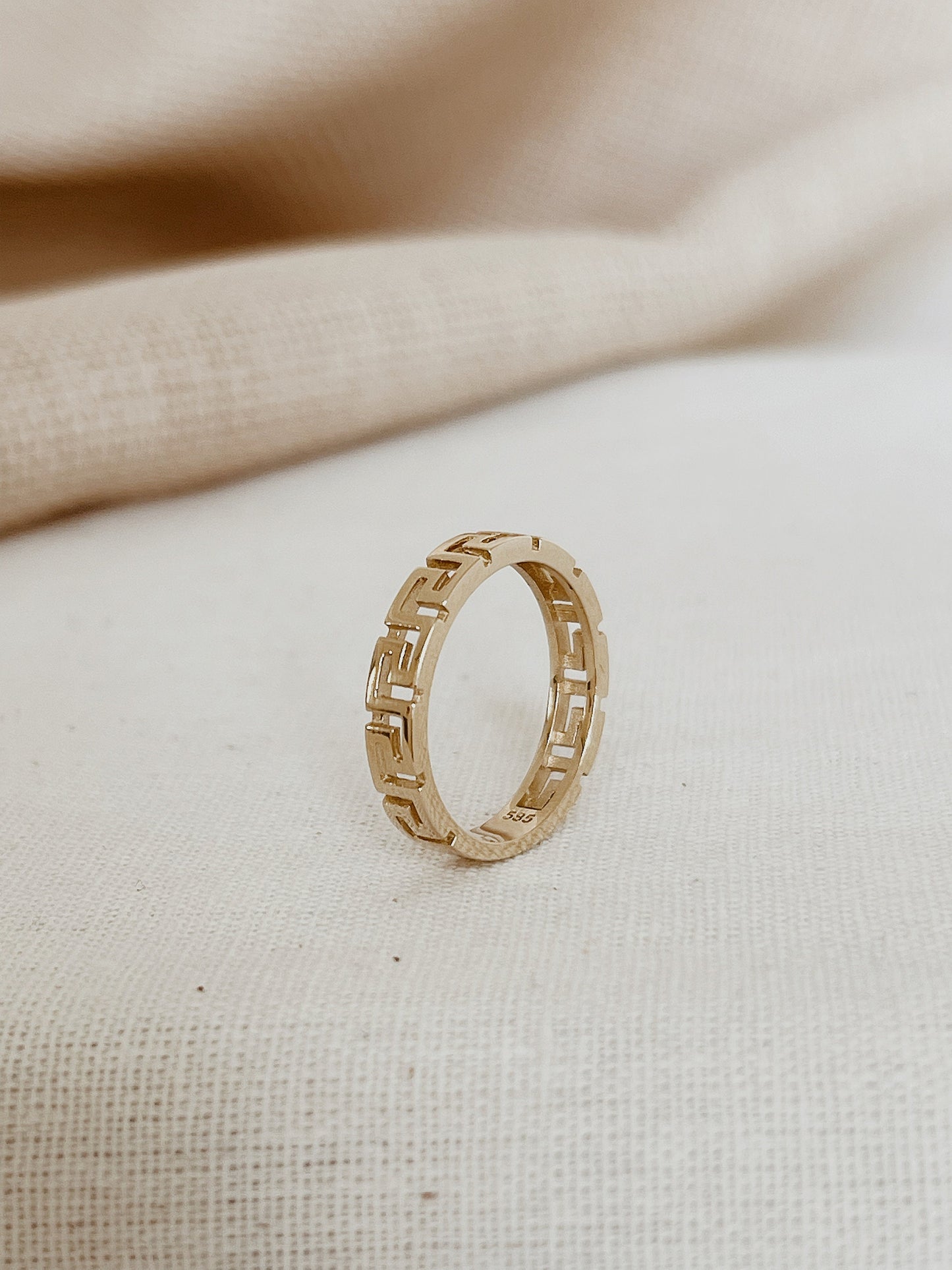 Labyrinth Ring, 14k Solid Gold Ring