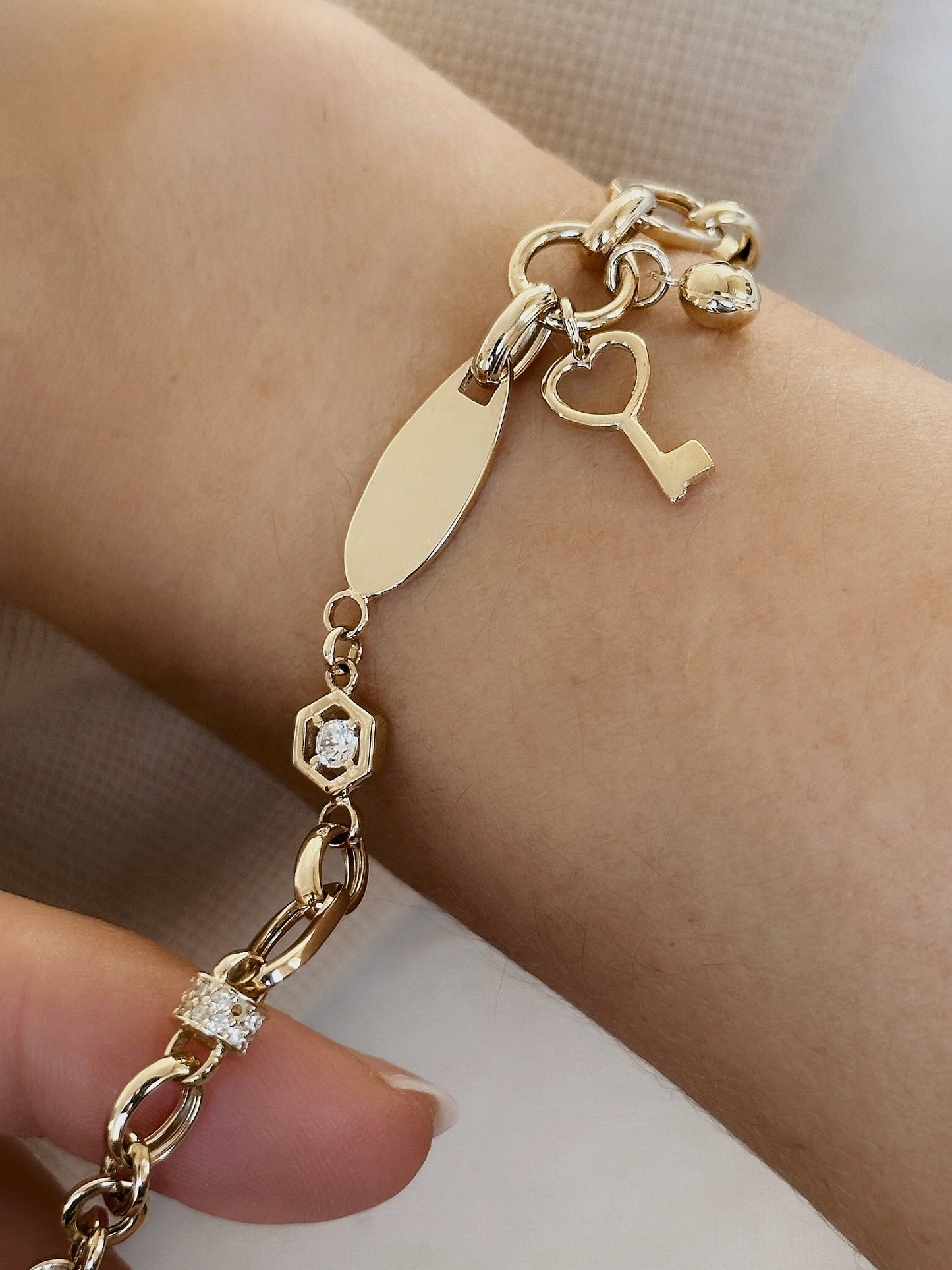 14K Solid Gold Love Lock Gold Link Bracelet